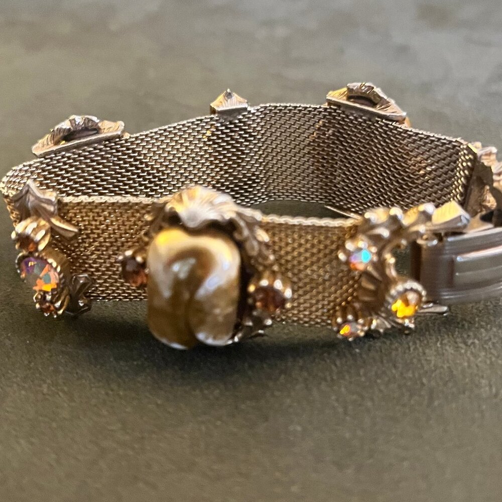 Vintage Gold Tone Mesh Faux Pearl and Rhinestone Bracelet - Picture 2 of 16